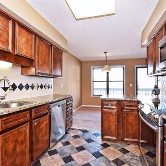 Beautiful condos, town-homes, and apartments at Lake Norman