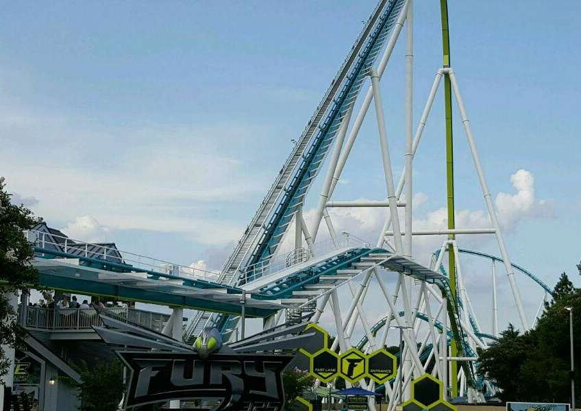 Roller Coasters at Carowinds! | Yates Realty