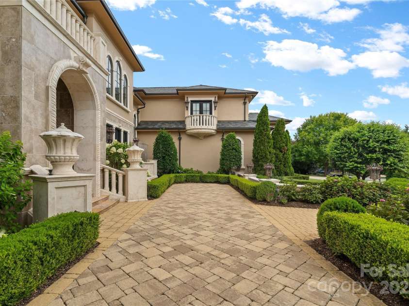 18019 Harbor Light Boulevard, Cornelius, NC 28031.  MLS# CAR3895525, YatesRealty ID 1. 