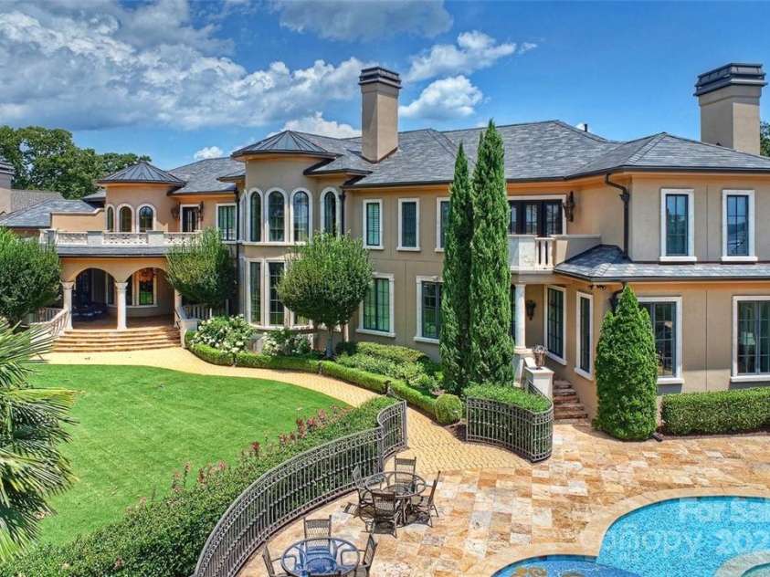 18019 Harbor Light Boulevard, Cornelius, NC 28031.  MLS# CAR3895525, YatesRealty ID 1. 