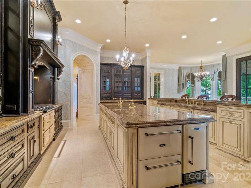 18019 Harbor Light Boulevard, Cornelius, NC 28031.  MLS# CAR3895525, YatesRealty ID 1. 