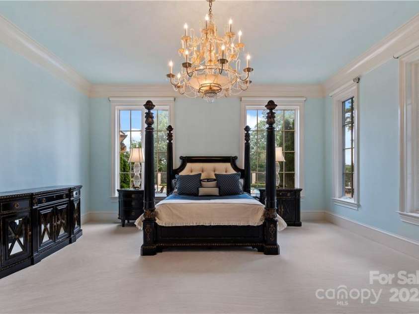 18019 Harbor Light Boulevard, Cornelius, NC 28031.  MLS# CAR3895525, YatesRealty ID 1. Primary