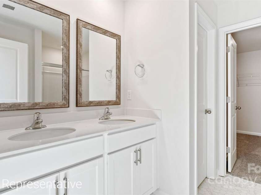 164 Shorthorn Road, Fletcher, NC 28732.  MLS# CAR4204221, YatesRealty ID 10. 