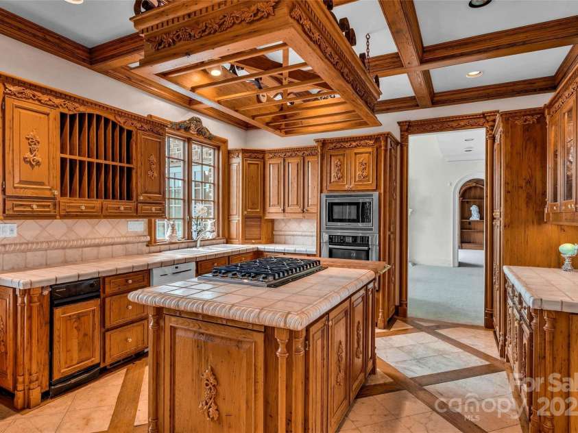 1100 Glen Oaks Drive, Hamptonville, NC 27020.  MLS# CAR4264306, YatesRealty ID 100. 