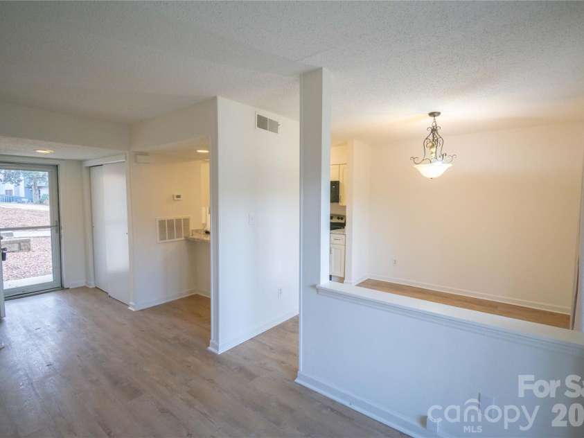 11042 Harrowfield Road, Charlotte, NC 28226.  MLS# CAR4330672, YatesRealty ID 1000. 