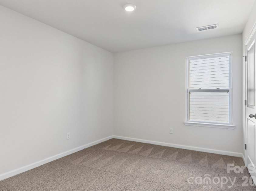 827 Adelston Lane, Asheville, NC 28804.  MLS# CAR4264538, YatesRealty ID 10000. 