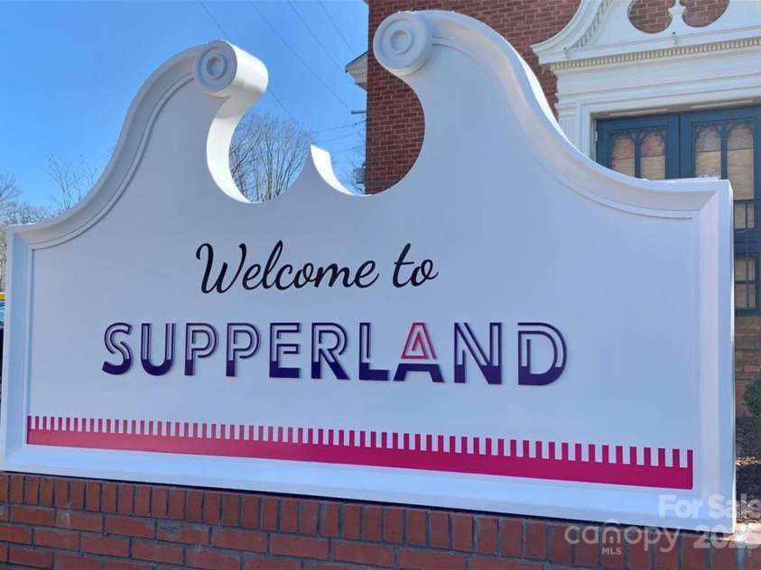 2015 Club Road, Charlotte, NC 28205.  MLS# CAR4252825, YatesRealty ID 10002. 