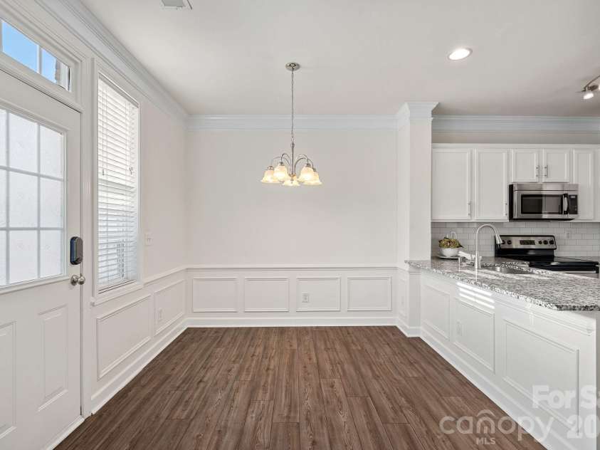 121 Quarter Lane, Mooresville, NC 28117.  MLS# CAR4334394, YatesRealty ID 10003. 