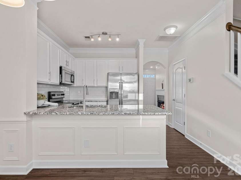 121 Quarter Lane, Mooresville, NC 28117.  MLS# CAR4334394, YatesRealty ID 10003. 