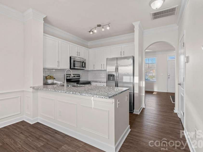 121 Quarter Lane, Mooresville, NC 28117.  MLS# CAR4334394, YatesRealty ID 10003. 