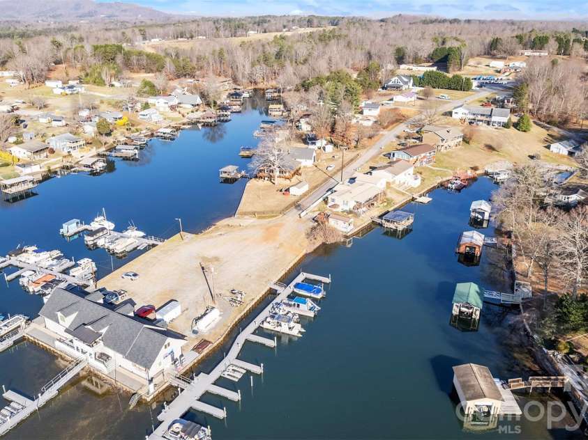 15 Mull Drive, Taylorsville, NC 28681.  MLS# CAR4333545, YatesRealty ID 10004. 