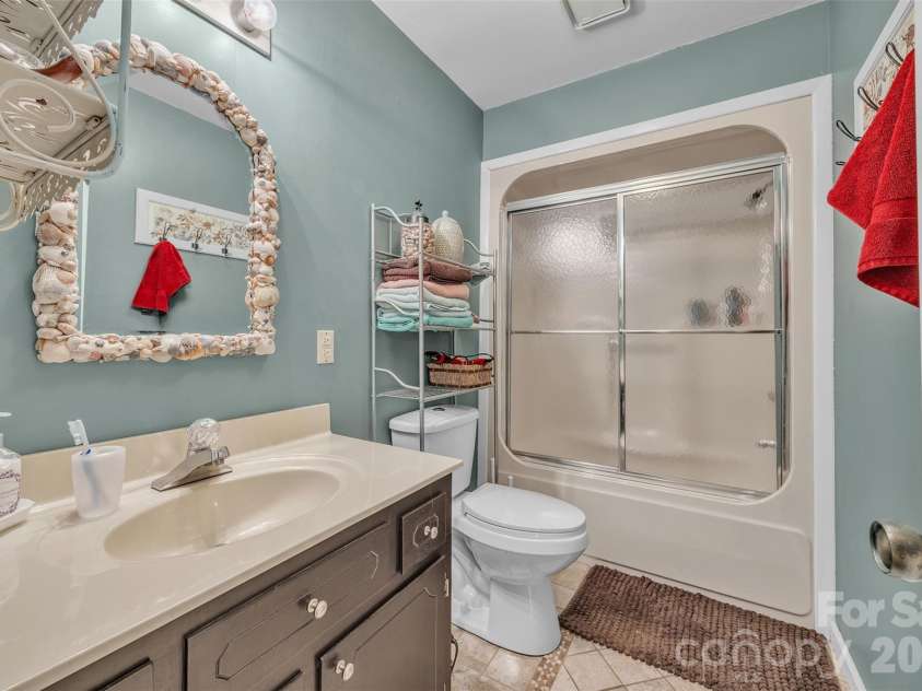 15 Mull Drive, Taylorsville, NC 28681.  MLS# CAR4333545, YatesRealty ID 10004. 