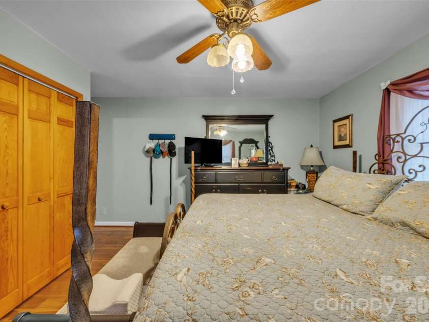 15 Mull Drive, Taylorsville, NC 28681.  MLS# CAR4333545, YatesRealty ID 10004. 