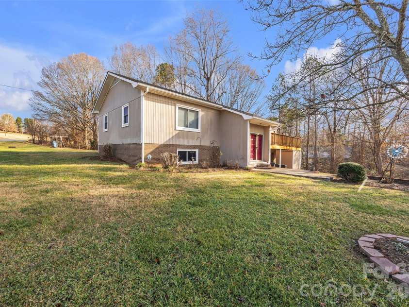15 Mull Drive, Taylorsville, NC 28681.  MLS# CAR4333545, YatesRealty ID 10004. 