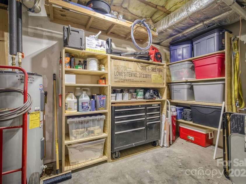 3704 25th Street Place, Hickory, NC 28601.  MLS# CAR4242158, YatesRealty ID 10004. Storage room
