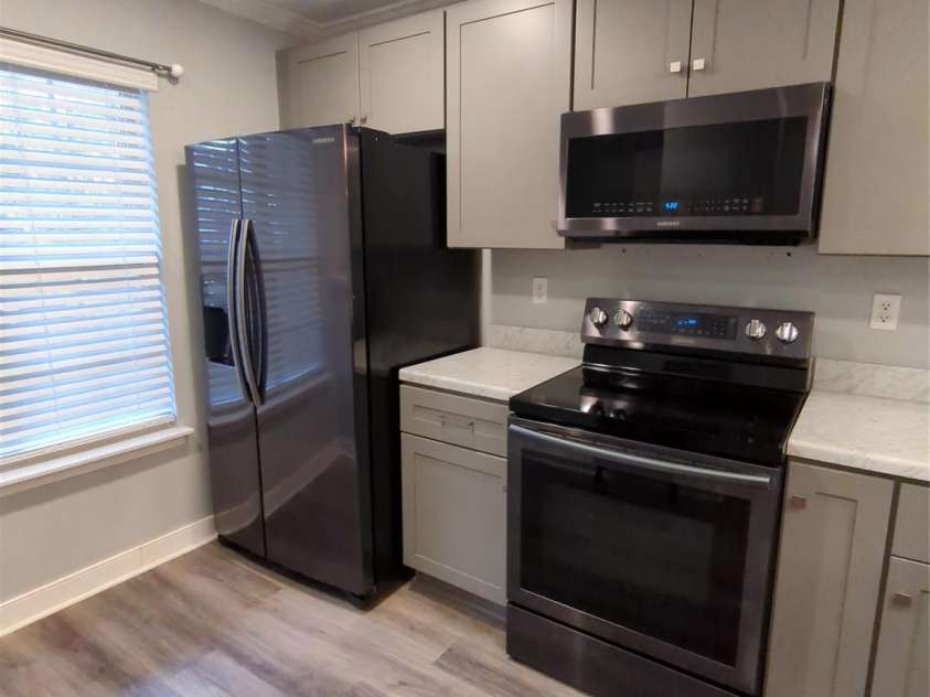 1826 Birch Heights Court, Charlotte, NC 28213.  MLS# CAR4204843, YatesRealty ID 10005. 