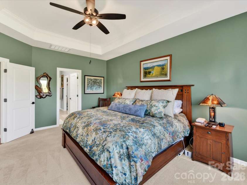 1154 Overlake Drive, Belmont, NC 28012.  MLS# CAR4365653, YatesRealty ID 10006. 