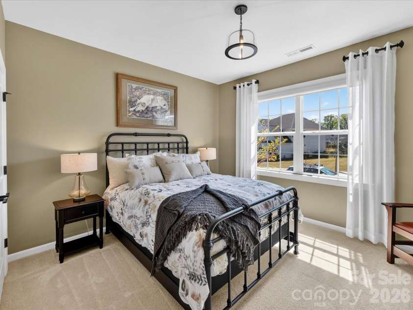 1154 Overlake Drive, Belmont, NC 28012.  MLS# CAR4365653, YatesRealty ID 10006. 