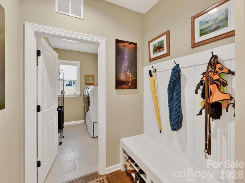 1154 Overlake Drive, Belmont, NC 28012.  MLS# CAR4365653, YatesRealty ID 10006. 