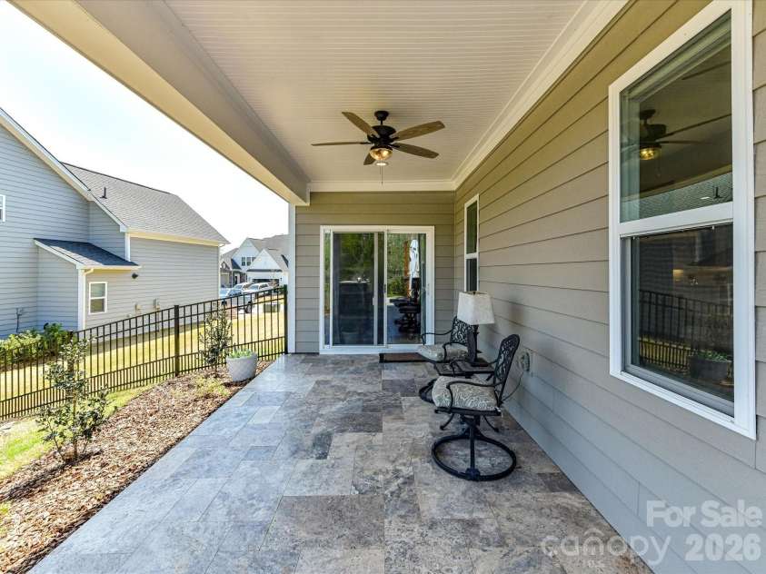 1154 Overlake Drive, Belmont, NC 28012.  MLS# CAR4365653, YatesRealty ID 10006. 