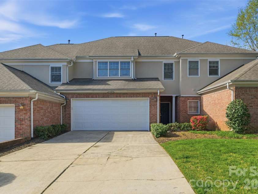 11282 Ballanvilla Drive, Charlotte, NC 28277.  MLS# CAR4362908, YatesRealty ID 10007. 