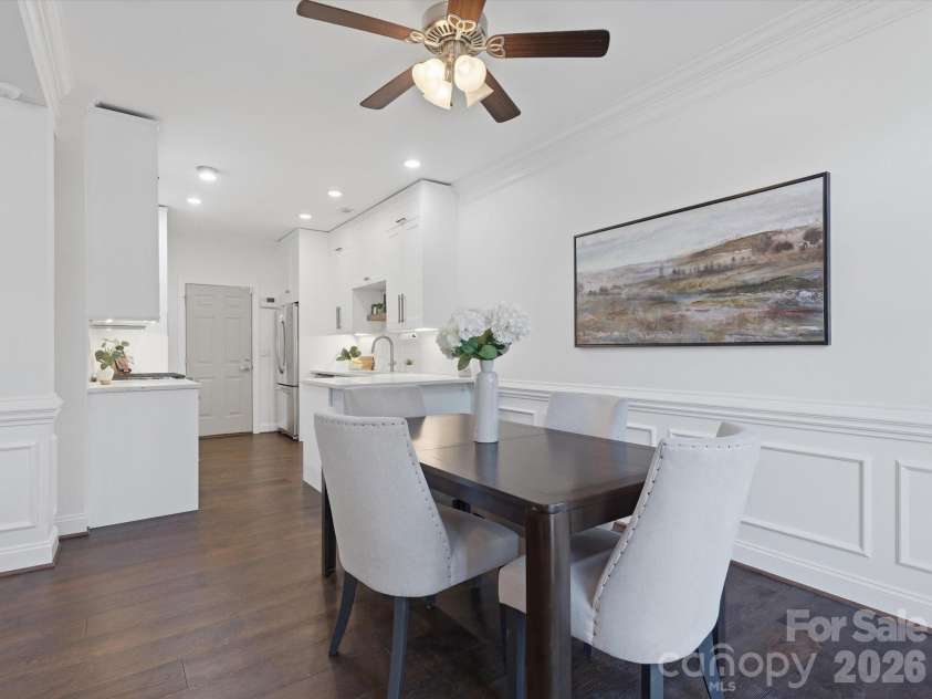 11282 Ballanvilla Drive, Charlotte, NC 28277.  MLS# CAR4362908, YatesRealty ID 10007. Dining Looking into Kitchen