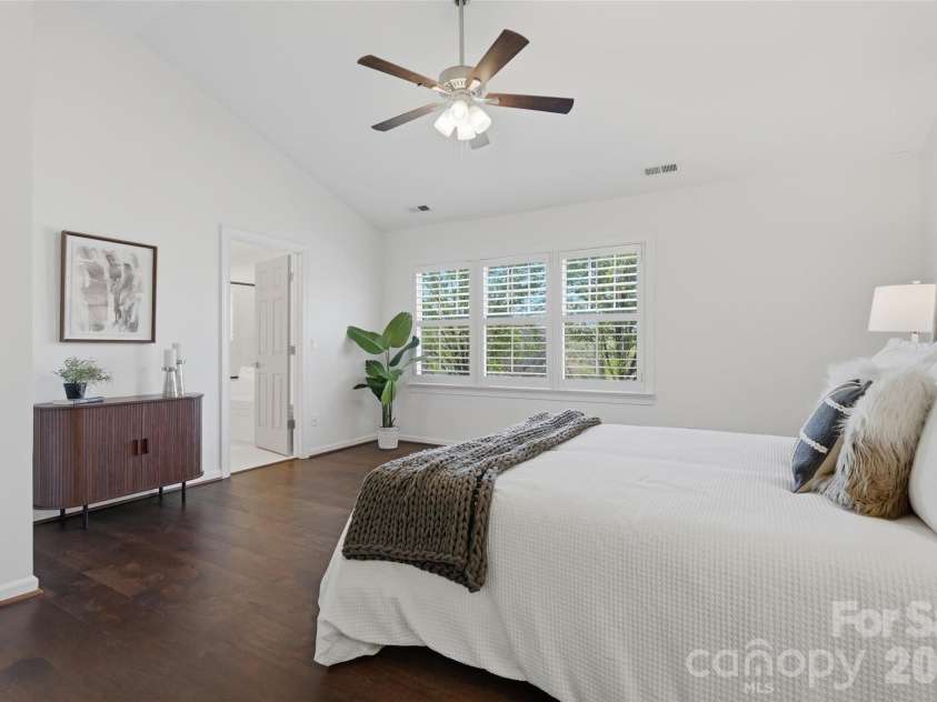 11282 Ballanvilla Drive, Charlotte, NC 28277.  MLS# CAR4362908, YatesRealty ID 10007. Master Bedroom
