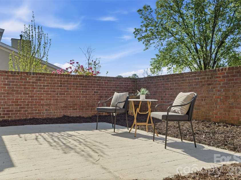 11282 Ballanvilla Drive, Charlotte, NC 28277.  MLS# CAR4362908, YatesRealty ID 10007. Spacious Patio