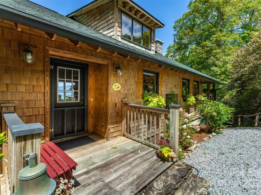 1692 Becky Mountain Road, Brevard, NC 28712.  MLS# CAR4245116, YatesRealty ID 10007. 