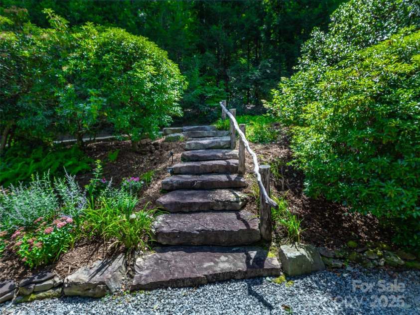 1692 Becky Mountain Road, Brevard, NC 28712.  MLS# CAR4245116, YatesRealty ID 10007. 
