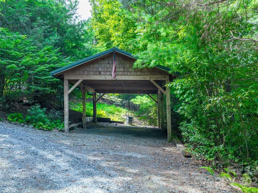 1692 Becky Mountain Road, Brevard, NC 28712.  MLS# CAR4245116, YatesRealty ID 10007. 