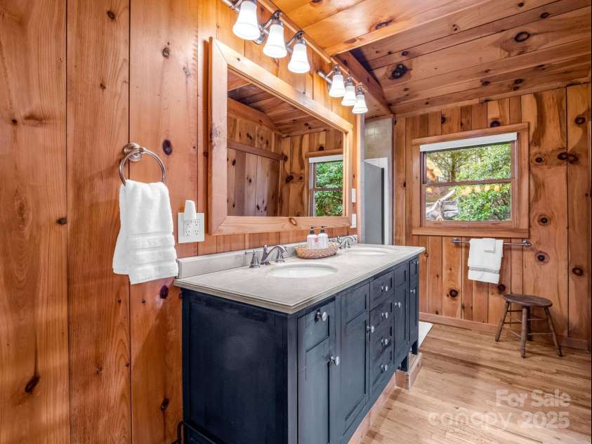 1692 Becky Mountain Road, Brevard, NC 28712.  MLS# CAR4329929, YatesRealty ID 10007. 