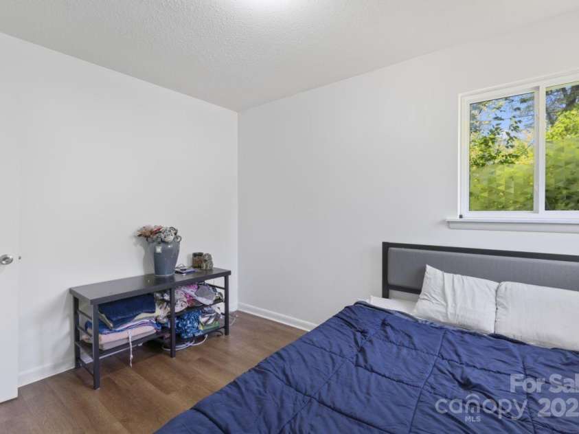 2403 Earley Circle, Kannapolis, NC 28083.  MLS# CAR4239439, YatesRealty ID 10008. Bedroom 1