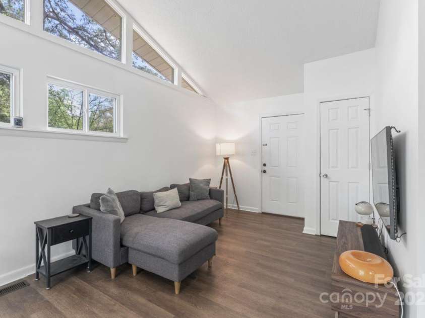 2403 Earley Circle, Kannapolis, NC 28083.  MLS# CAR4239439, YatesRealty ID 10008. Entrance view