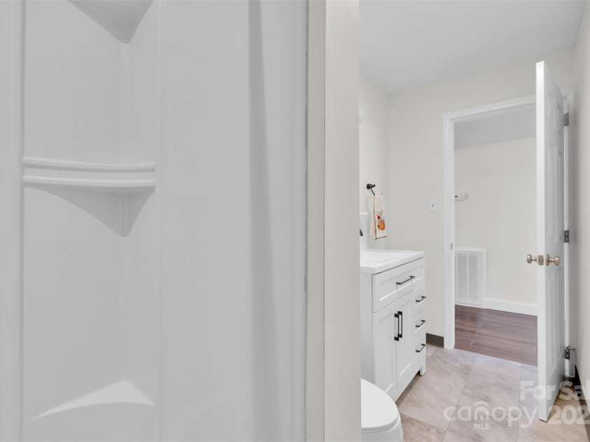 201 Mccubbins Street, Salisbury, NC 28144.  MLS# CAR4319947, YatesRealty ID 10009. 