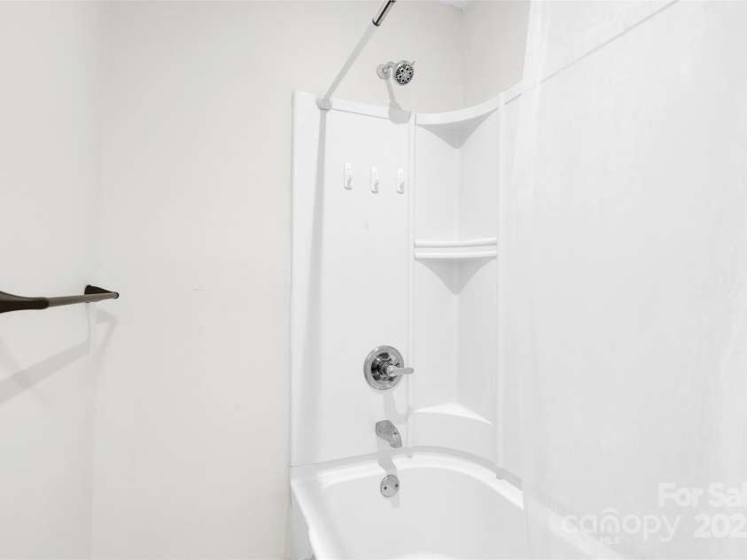 201 Mccubbins Street, Salisbury, NC 28144.  MLS# CAR4319947, YatesRealty ID 10009. 