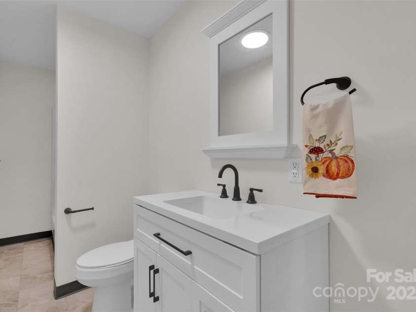 201 Mccubbins Street, Salisbury, NC 28144.  MLS# CAR4319947, YatesRealty ID 10009. 