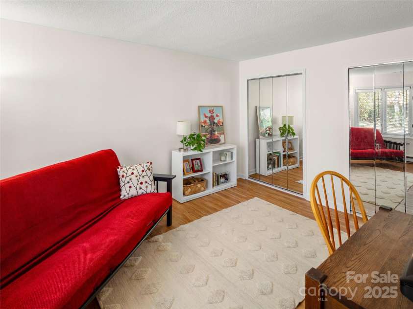 101 Beaver Ridge Road, Asheville, NC 28804.  MLS# CAR4246008, YatesRealty ID 1001. 