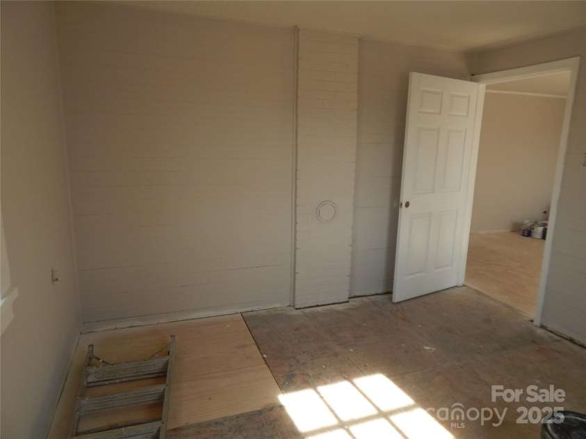 915 Chapel Street, Landis, NC 28088.  MLS# CAR4224519, YatesRealty ID 1001. 