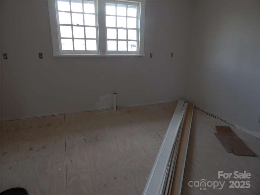 915 Chapel Street, Landis, NC 28088.  MLS# CAR4224519, YatesRealty ID 1001. 