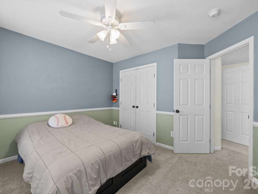 7811 Antique Circle, Waxhaw, NC 28173.  MLS# CAR4358632, YatesRealty ID 10011. 