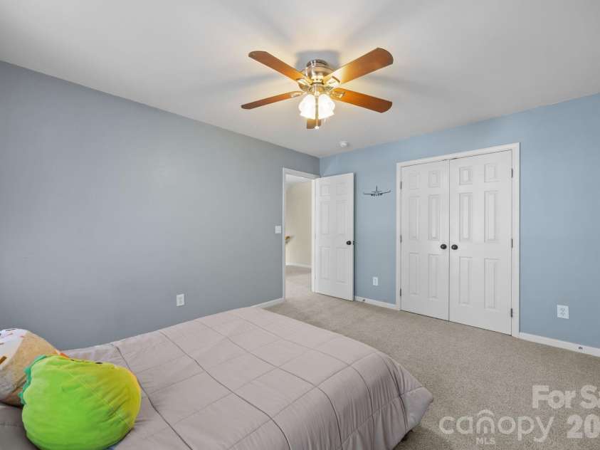 7811 Antique Circle, Waxhaw, NC 28173.  MLS# CAR4358632, YatesRealty ID 10011. 
