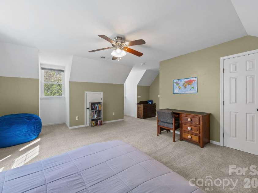 7811 Antique Circle, Waxhaw, NC 28173.  MLS# CAR4358632, YatesRealty ID 10011. 