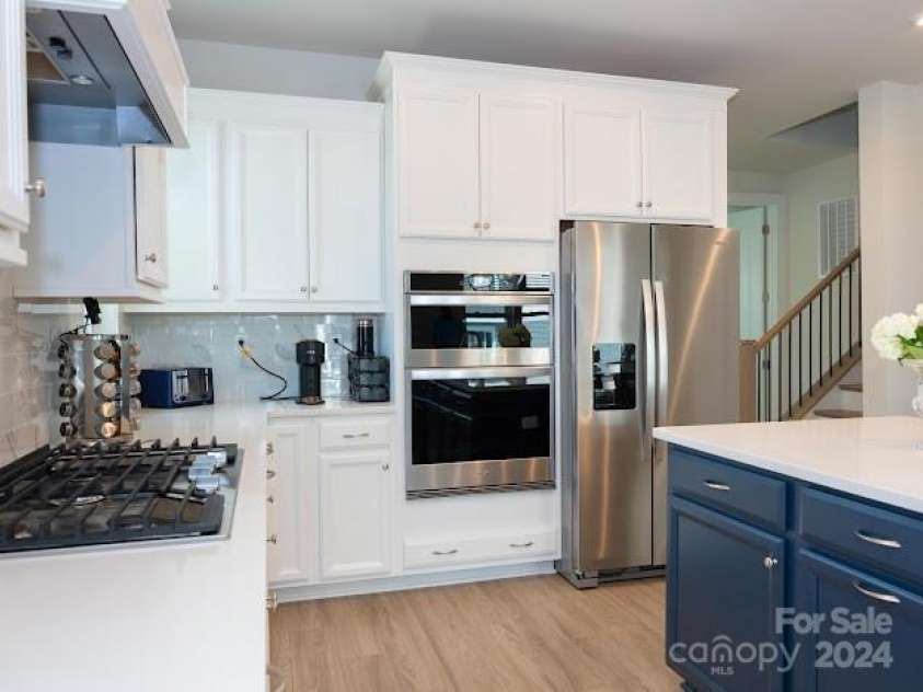 2318 Medley Drive, Charlotte, NC 28262.  MLS# CAR4181659, YatesRealty ID 10012. 