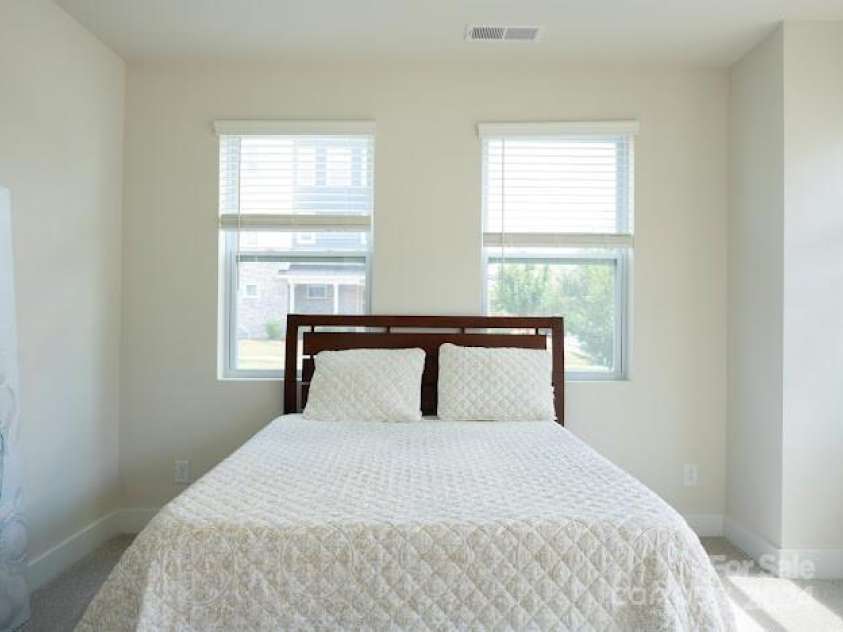 2318 Medley Drive, Charlotte, NC 28262.  MLS# CAR4181659, YatesRealty ID 10012. 