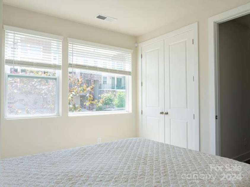 2318 Medley Drive, Charlotte, NC 28262.  MLS# CAR4181659, YatesRealty ID 10012. 