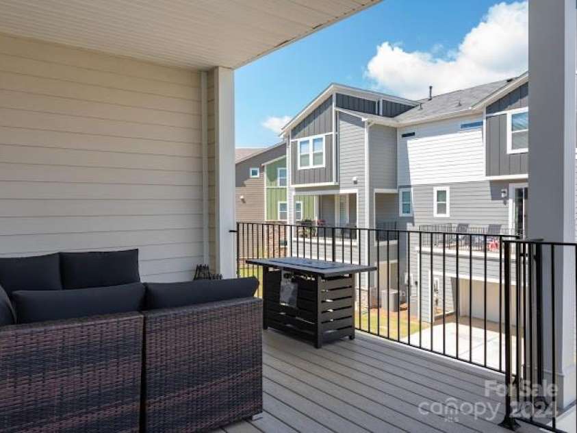 2318 Medley Drive, Charlotte, NC 28262.  MLS# CAR4181659, YatesRealty ID 10012. 