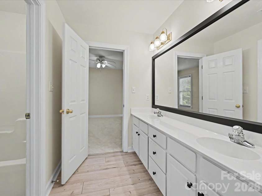 3104 Highgate Drive, Fort Mill, SC 29715.  MLS# CAR4362348, YatesRealty ID 10012. 