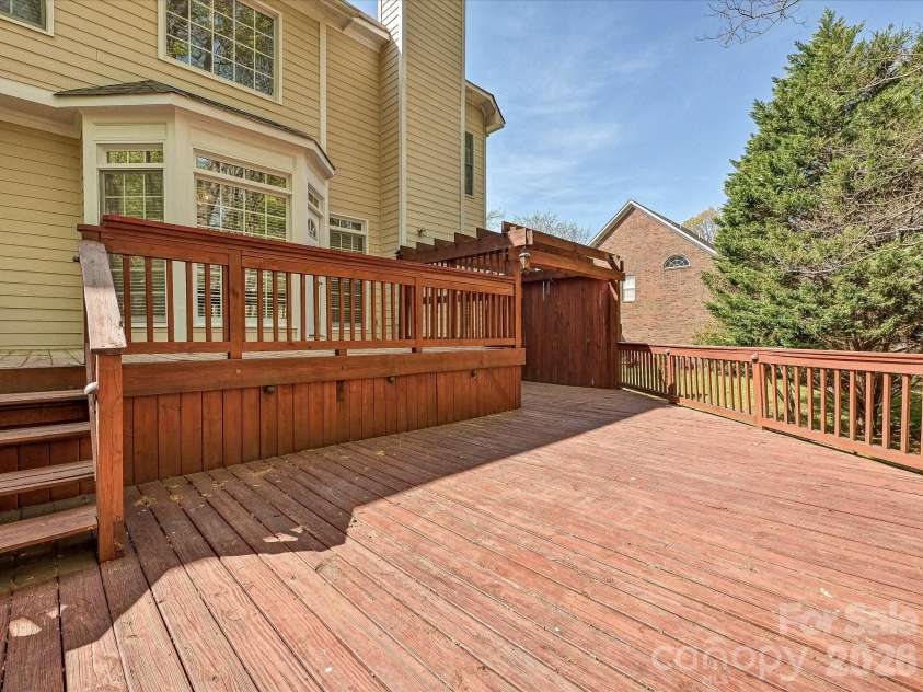 3104 Highgate Drive, Fort Mill, SC 29715.  MLS# CAR4362348, YatesRealty ID 10012. 
