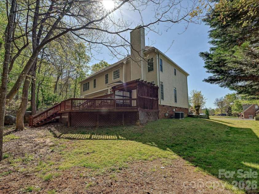 3104 Highgate Drive, Fort Mill, SC 29715.  MLS# CAR4362348, YatesRealty ID 10012. 